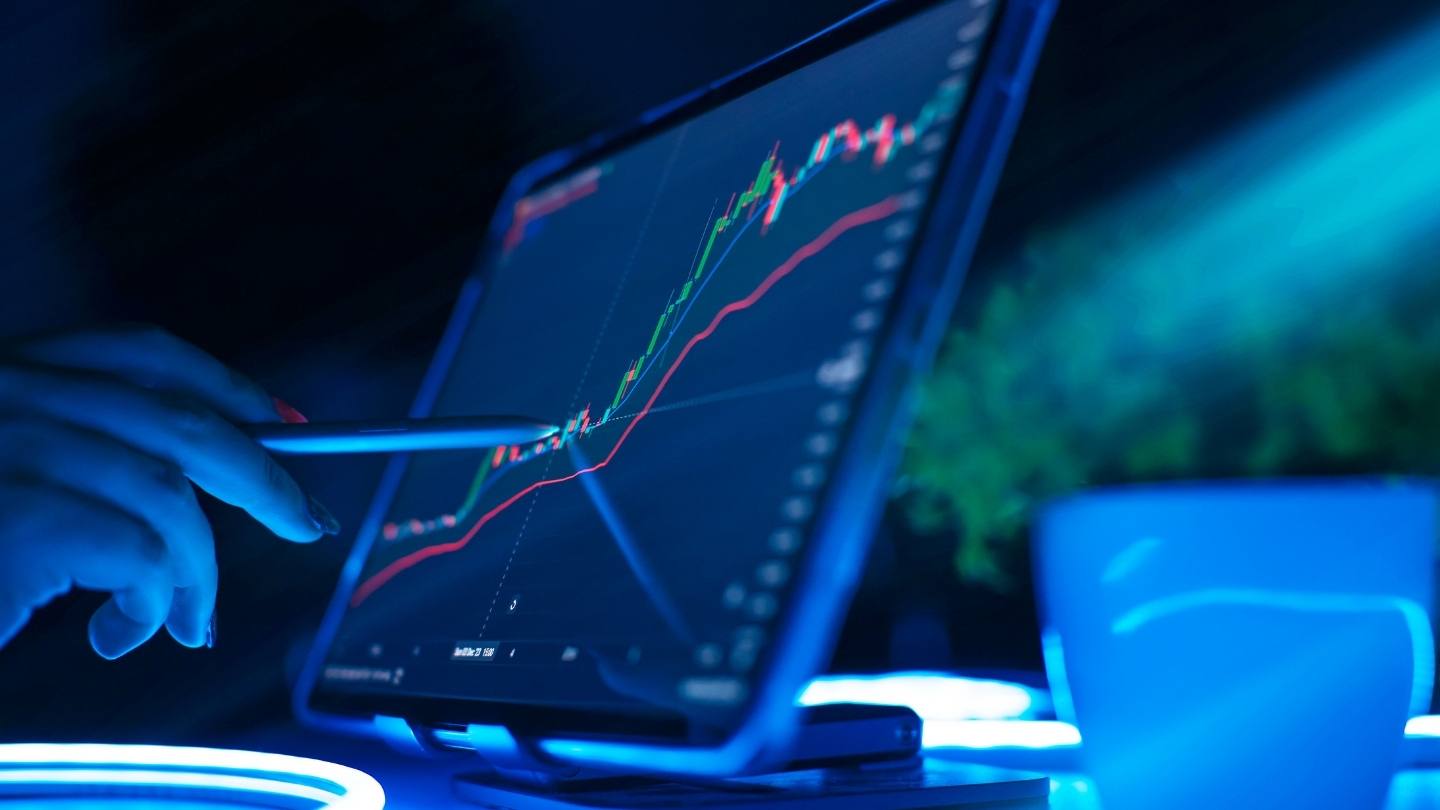 Real-Time Insights from the Bitcoin Price Live Chart for Smart Trading